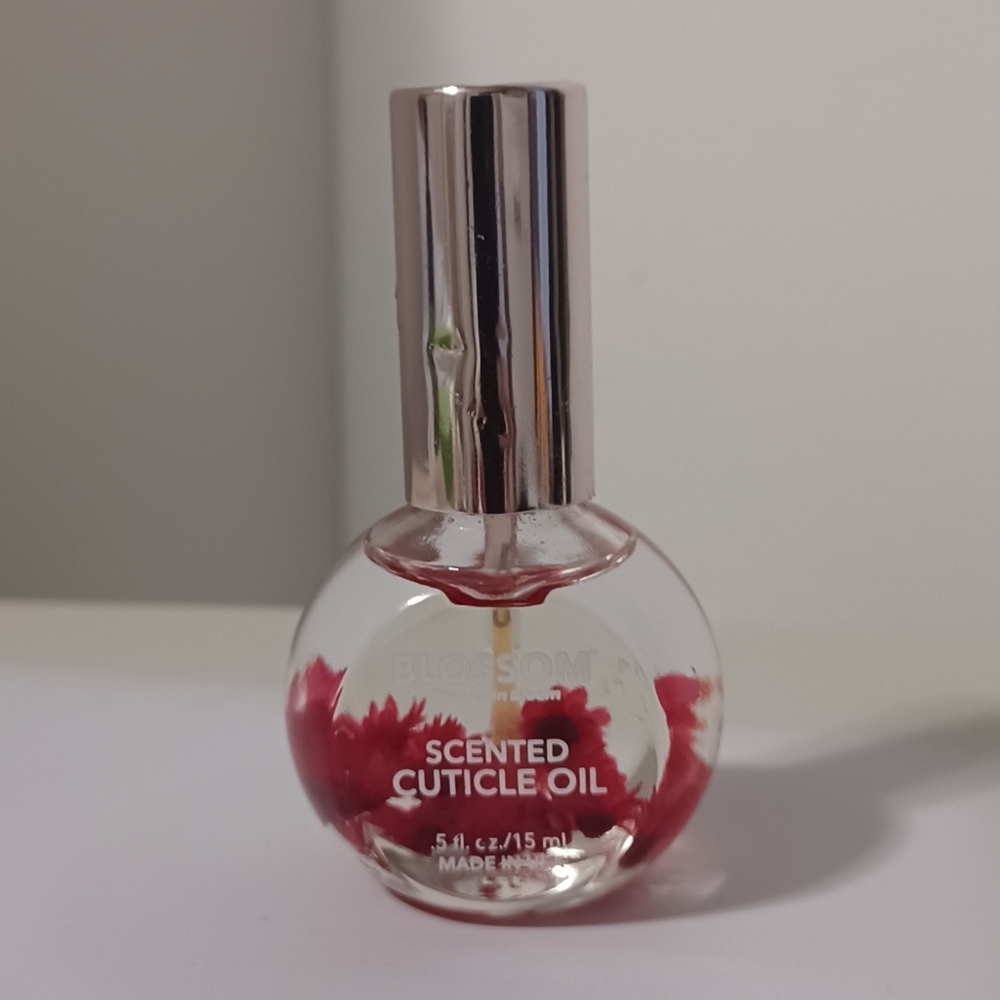 8.  Cuticle Moisturizing Oil Raspberry15mL - Picture 4 of 4